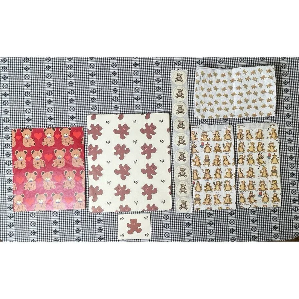 Small Lot of Vintage Teddy Bear Gift Wrap Sheets Bags Scrapbooking Junk Craft